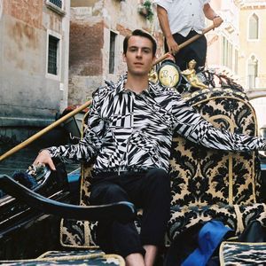 Meet your Posher, Scott